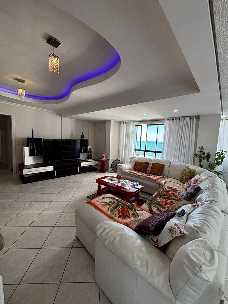 4 quartos quadra mar, Edif. Transamérica - TRA1100