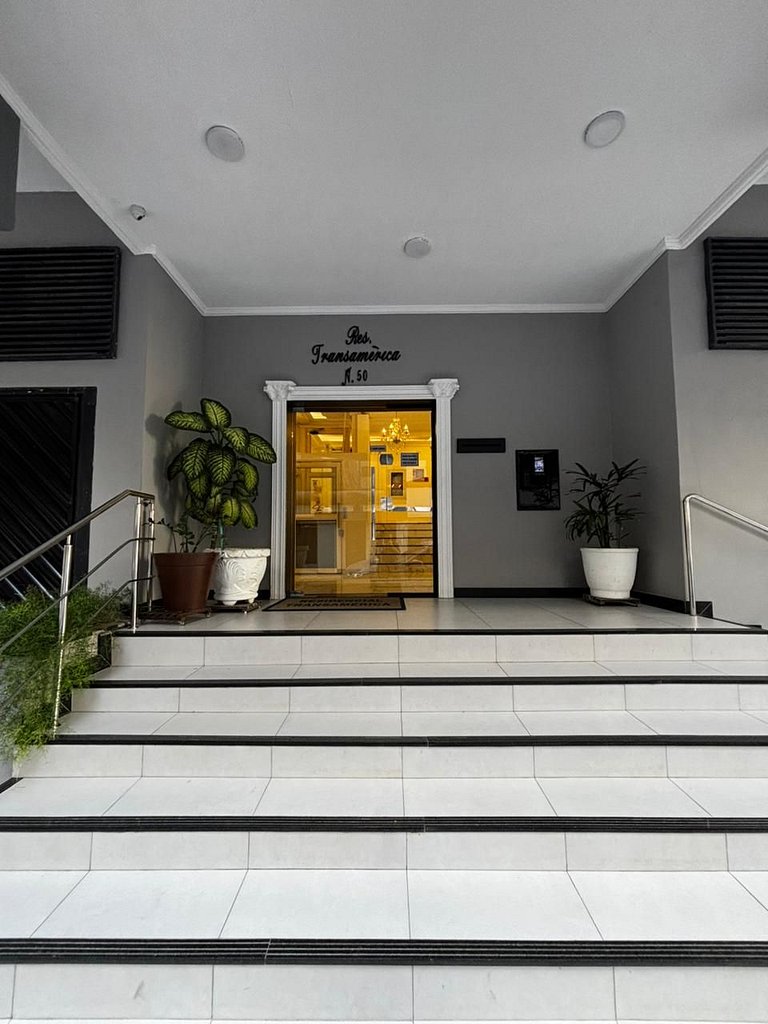 4 quartos quadra mar, Edif. Transamérica - TRA1100