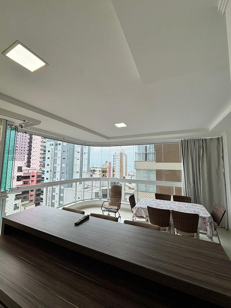 4 suites, área gourmet, meia praia - SOL1001