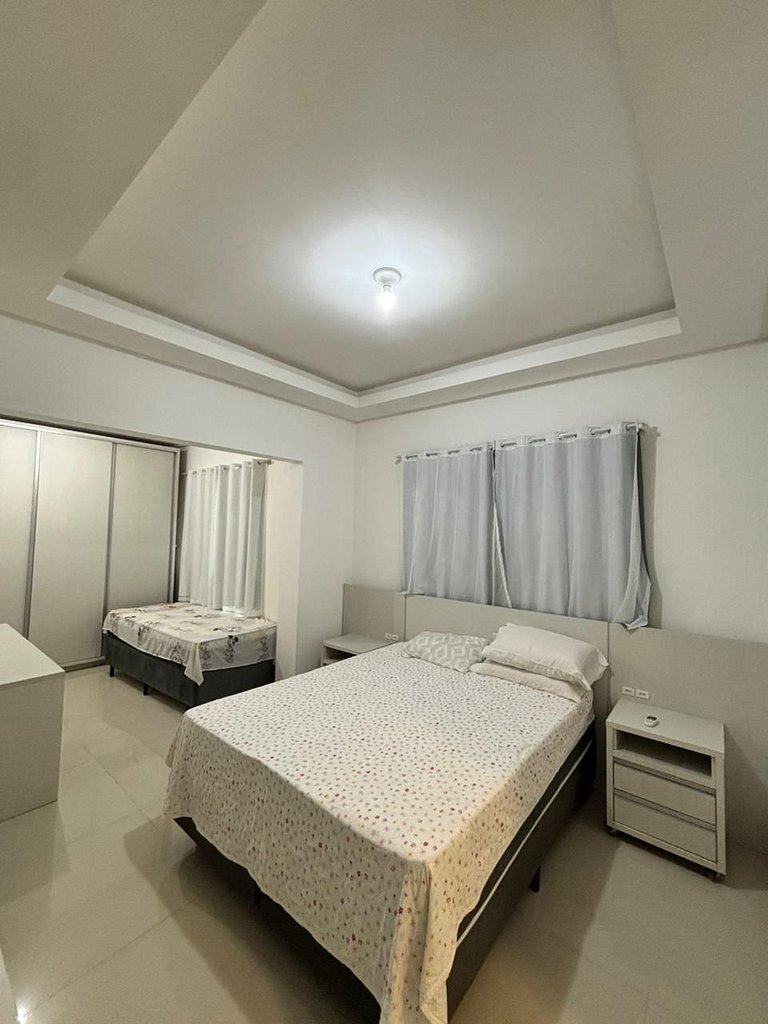 4 suites, área gourmet, meia praia - SOL1001