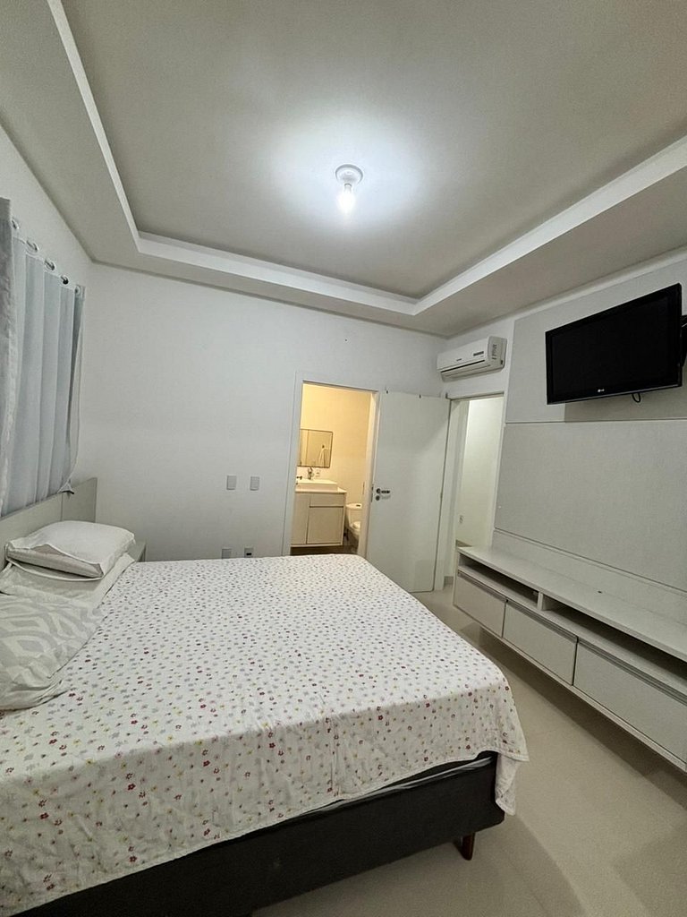 4 suites, área gourmet, meia praia - SOL1001