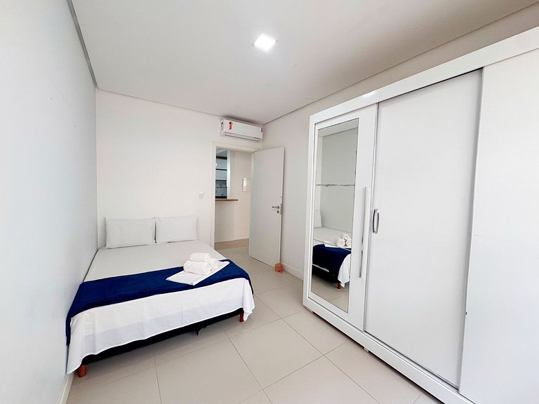 Apto 2 quartos Ingleses 500m do mar - REV101C