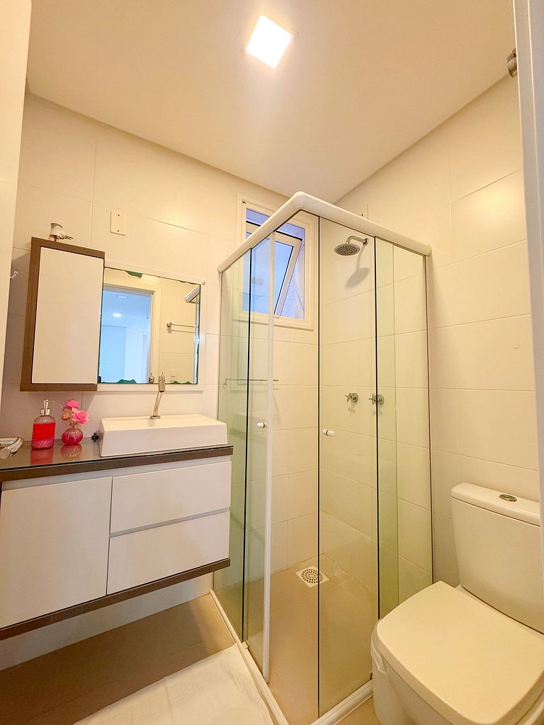 Apto 2 quartos Ingleses 500m do mar - REV101C