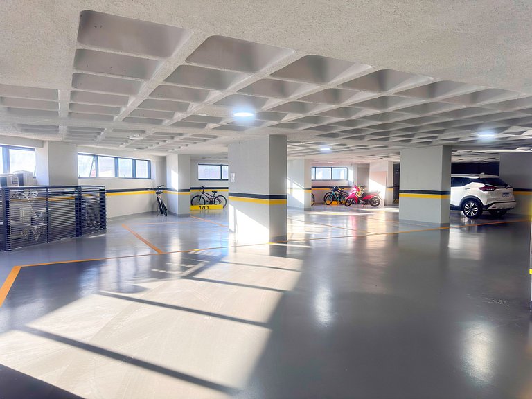 Apto. luxo, 3dorm, meia praia 300m mar - ZUR1204