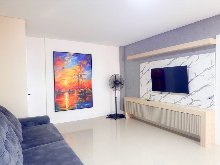 Apto. luxo, 3dorm, meia praia 300m mar - ZUR1204