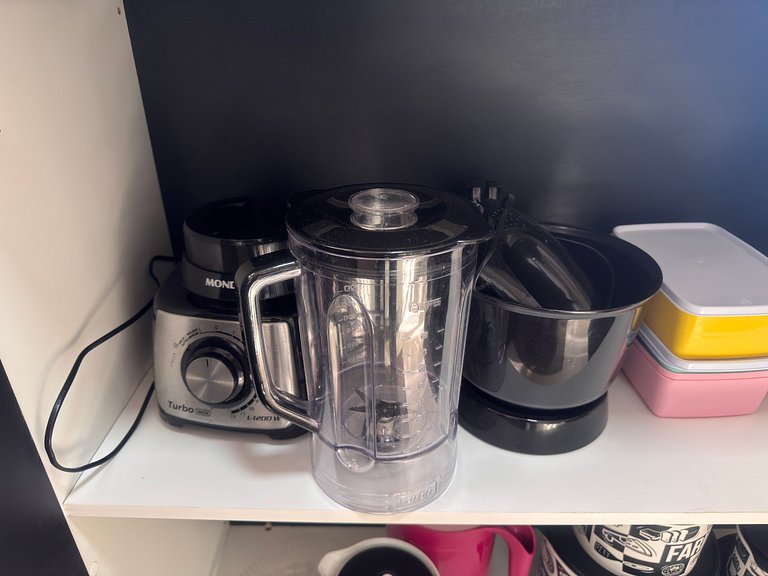 Apto. luxo, 3dorm, meia praia 300m mar - ZUR1204