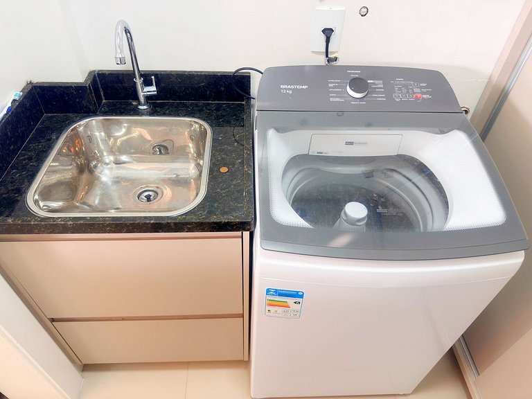 Apto. luxo, 3dorm, meia praia 300m mar - ZUR1204