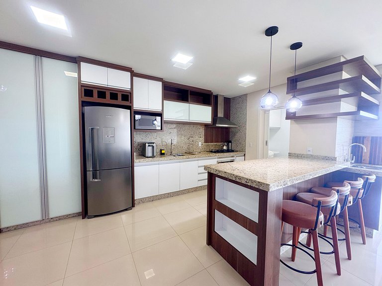 Apartamento 2 suítes, Meia Praia, Itapema -MUN1803