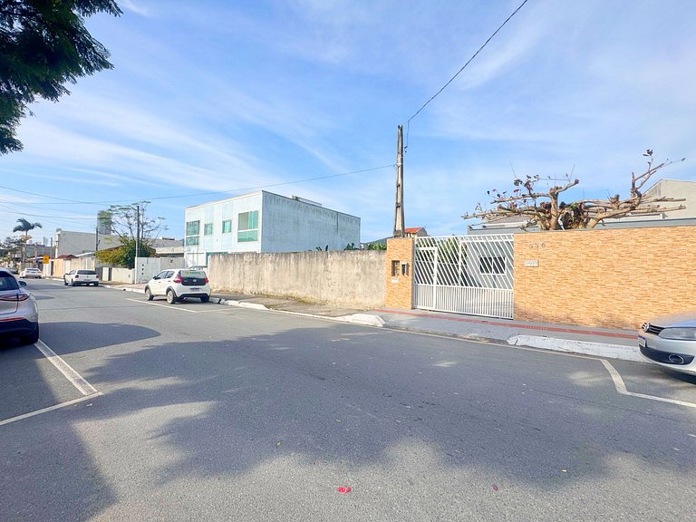 Casa 14 pessoas, Ar em todos os quartos - VIS386