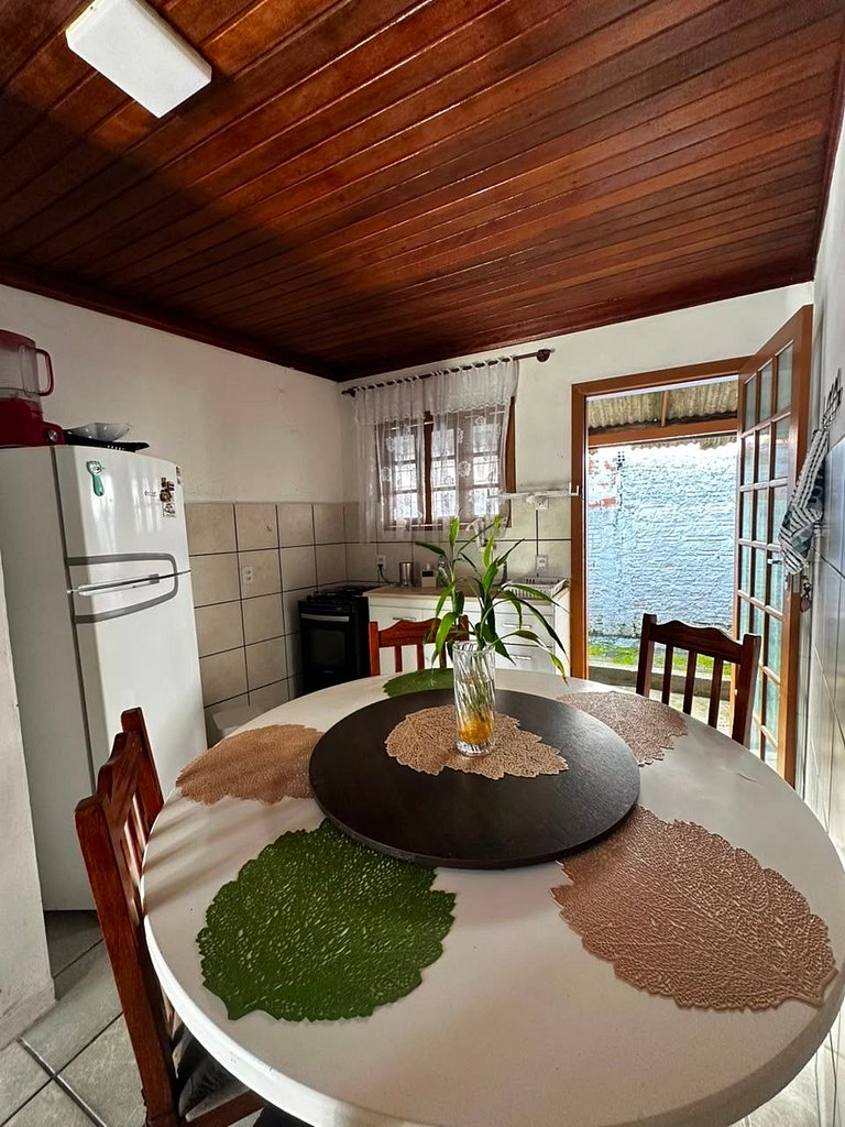 Casa 6 pessoas com ar condicionado- MMA60