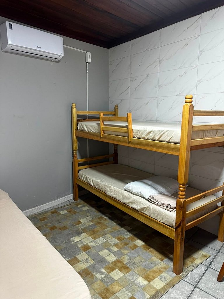 Casa 6 pessoas com ar condicionado- MMA60