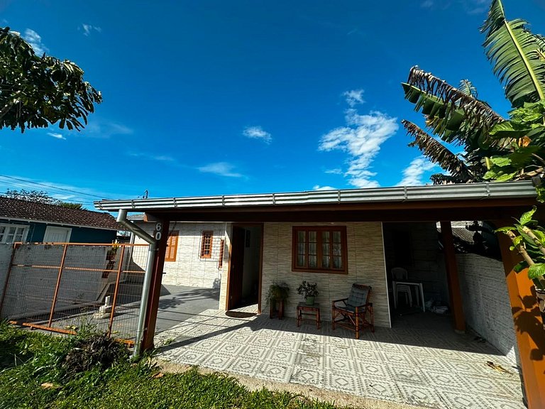Casa 6 pessoas com ar condicionado- MMA60