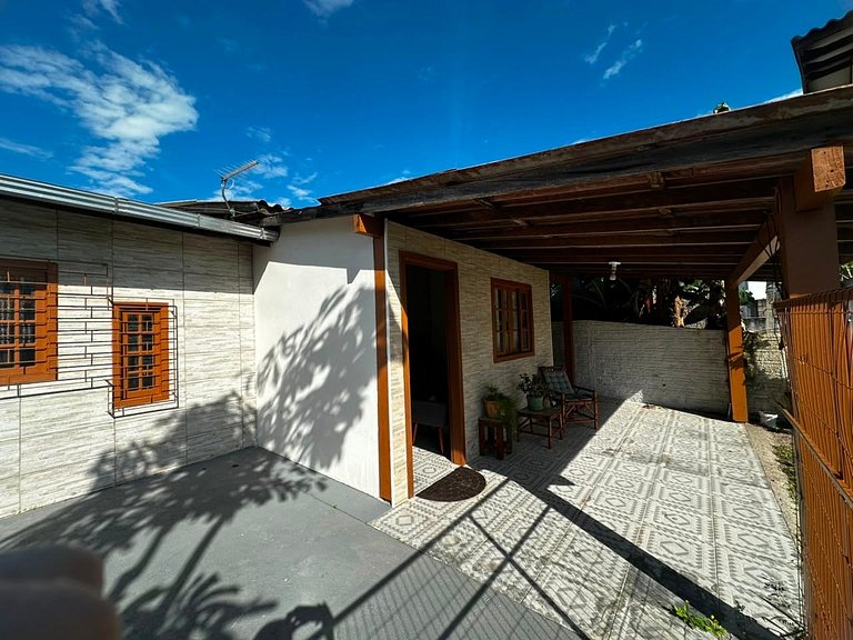 Casa 6 pessoas com ar condicionado- MMA60